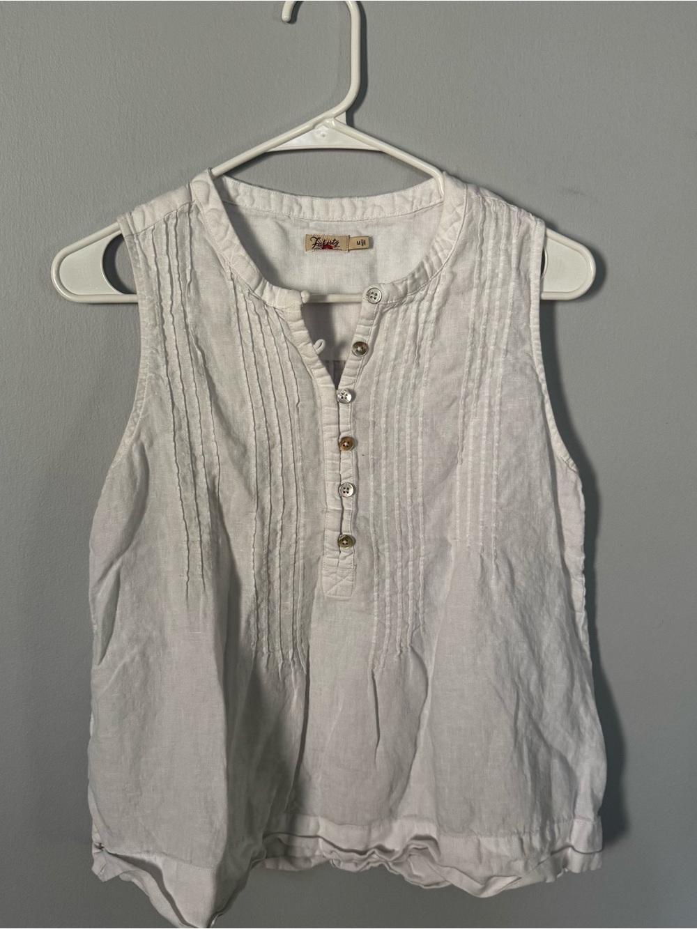 Faherty 100% Linen White Sleeveless Pintuck Tank Top Women’s Medium Boho Button
